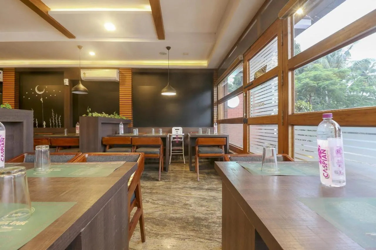 Oyo 73602 Hotel White House Thrissur India